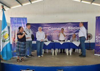 Comedor social de Champerico, Retalhuleu beneficia a familias vulnerables