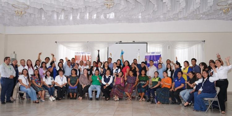 Cierre del Proyecto EmpleaT reafirma compromiso con la juventud en Baja Verapaz