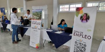 Feria del Empleo en Zacapa impulsa oportunidades laborales