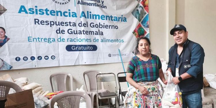 MAGA brinda asistencia alimentaria a familias de Quetzaltenango y Suchitepéquez./Foto: MAGA.