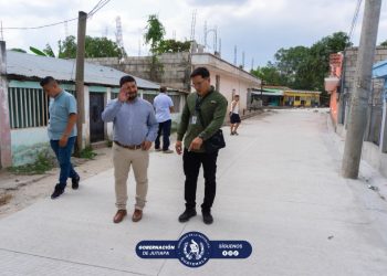 Supervisan proyectos de pavimentación en Jalpatagua, Jutiapa