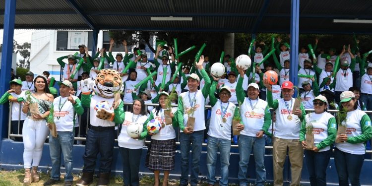 Inician las jornadas de reforestación Sembrando Huella bajo el lema “Reforesto Guate” en Quetzaltenango