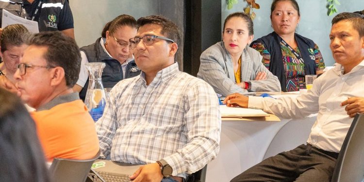 Codesan de Baja Verapaz da seguimiento a estrategias para fortalecer la seguridad alimentaria
