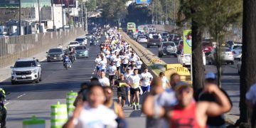 Miles de personas participaron en la carera “Yo Vivo Sin Drogas, Tú Decides 5K” organizada por la Subdirección General de Prevención del Delito de la PNC.