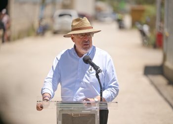 En La Ronda Departamental, en Huehuetenango, el presidente Bernardo Arévalo destaca la aprobación de la ley antilavado de dinero.