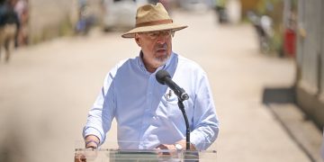 En La Ronda Departamental, en Huehuetenango, el presidente Bernardo Arévalo destaca la aprobación de la ley antilavado de dinero.