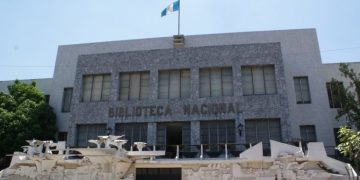 Fachada de la Biblioteca Nacional Luis Cardoza y Aragón./Foto: archivo.