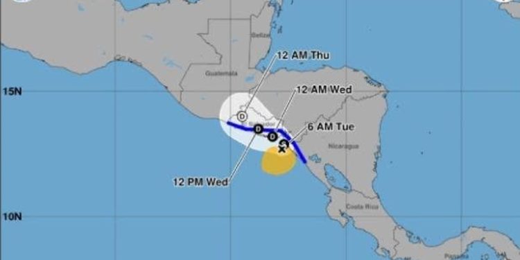 El mapa de la NOAA muestra la trayectoria prevista de la tormenta tropical Cristina.