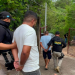 Capturan a tío y sobrino señalados por asesinato./Foto: PNC.