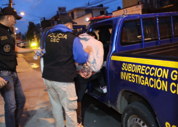 La captura es resultado de varias diligencias de investigación desarrolladas por agentes de la DEIC / Foto: PNC