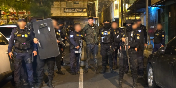 Capturan a mareros salvatrucha luego de persecución policial./Foto: PNC.