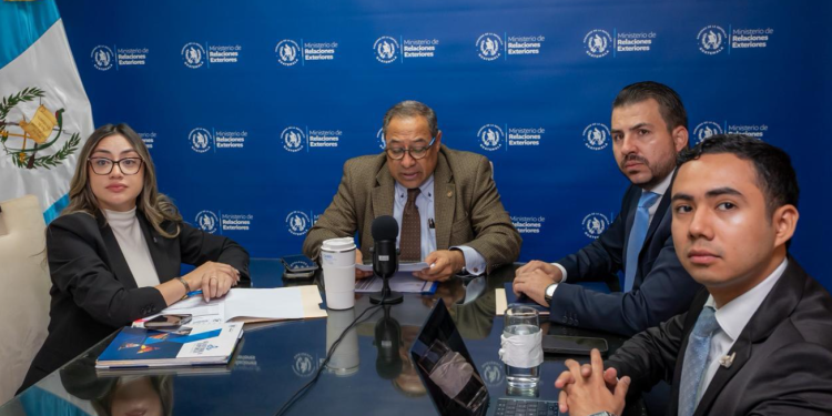 Minex y Mineco presentan la Ruta del Chip al Cuerpo Diplomático y Consular de la Cancillería