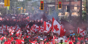 Toronto se pinta de rojo y blanco en la antesala del debut de Canadá en el Mundial 2026
