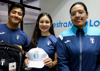 COG entrega uniformes para los Juegos Centroamericanos y del Caribe Santo Domingo 2026