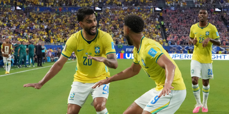 Brasil golea a Escocia con doblete de Vinícius y asegura el liderato en el Mundial 2026
