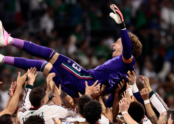 ¡Adiós Leyenda! Ochoa se despide del futbol en su sexto Mundial