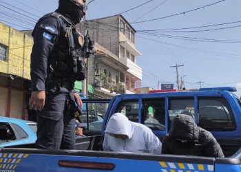 Capturan a narcomenudistas e incautan droga en Villa Nueva