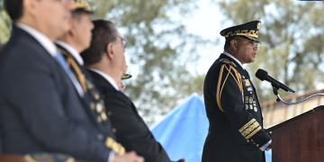 Discurso en la Tribuna Militar del Campo de Marte. / Foto: Álvaro Interiano