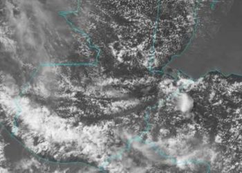 La depresión tropical Tres-E en el océano Pacífico, causa inestabilidad atmosférica en el país.