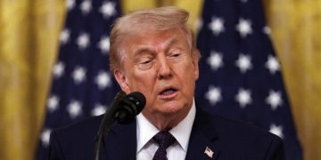 El presidente de EE. UU., Donald Trump, asegura que continúan las negociaciónes sobre un acuerdo para terminar la guerra con Irán.