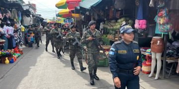 Operativo Mercado Seguro llega a los departamentos . / Foto: Ejército de Guatemala.