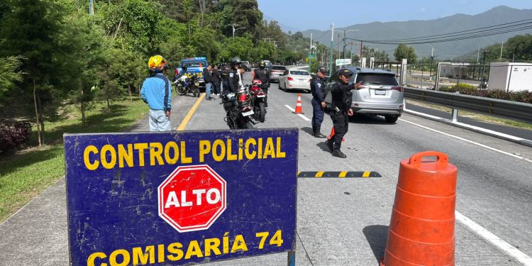 La PNC ha intensificado la seguridad en carreteras. (Foto: PNC)