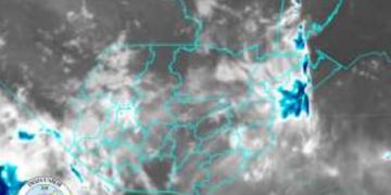 El Insivumeh pronostica ambiente cálido y lluvias por la tarde y noche en varias regiones del país.