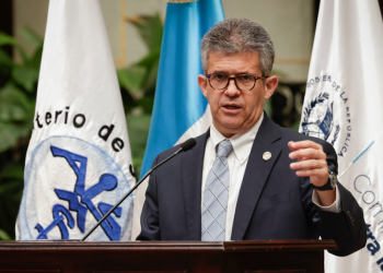 Ministerio de Salud presenta nueva denuncia por presuntas irregularidades en compra de medicamento para el Covid-19. (Foto: Dickens Zamora)
