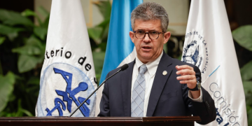 Ministerio de Salud presenta nueva denuncia por presuntas irregularidades en compra de medicamento para el Covid-19. (Foto: Dickens Zamora)