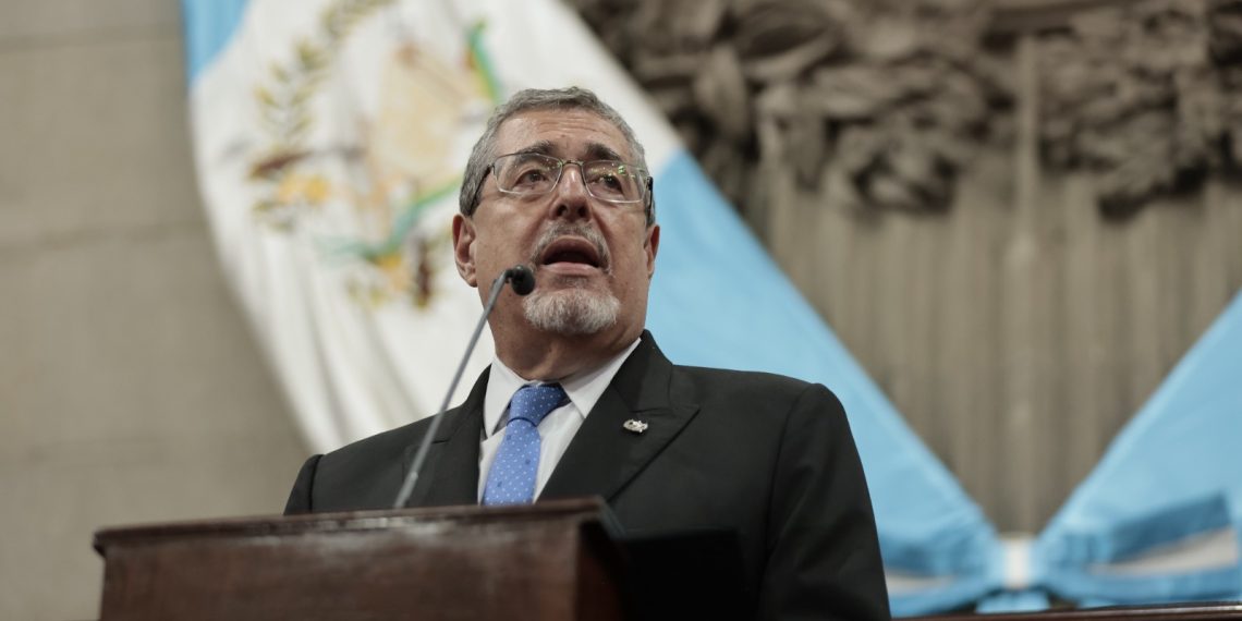 Presidente participó en la sesión solemne por el aniversario de promulgación de la constitución. (Foto: Noé Pérez)