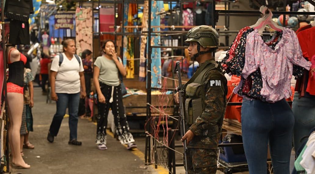 Operativos Mercado seguro en el Guarda. / Foto: Álvaro Interiano