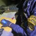 Droga incautada en vehículo durante operativos. / Foto: PNC