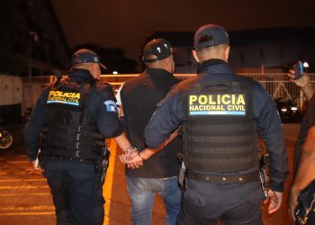 En las últimas 24 horas la PNC ha capturado a 133 personas, 21 armas incautadas y 192 motos consignadas y 24 vehículos.