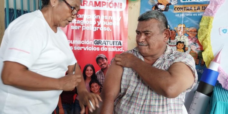 Jornada de vacunación se extiende una semana más en todo Zacapa