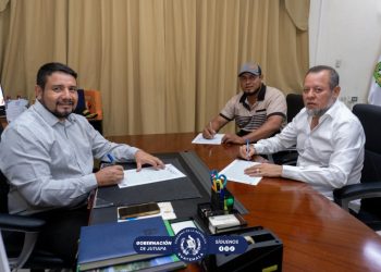 Firma de convenios para el desarrollo del departamento de Jutiapa