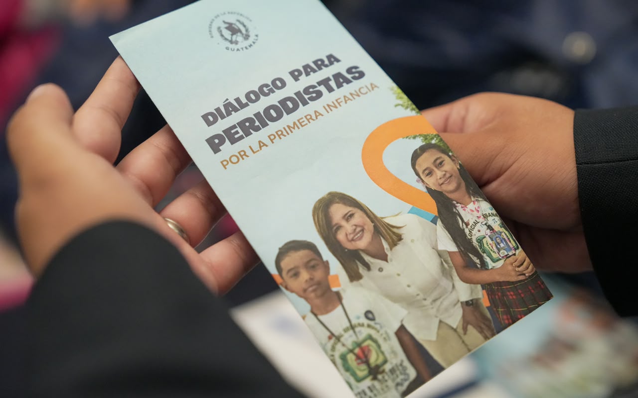 Vicepresidenta y La Alianza por la Primera Infancia lideraron un diálogo con periodistas