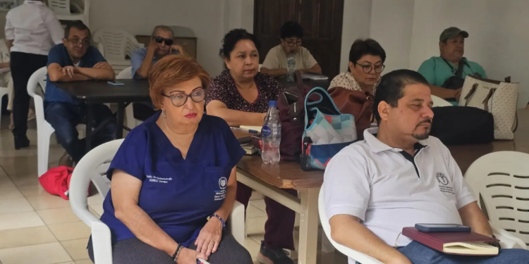 Personal de salud de Zacapa fortalece capacidades para la detección temprana del cáncer pediátrico