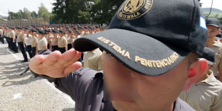 La 29 promoción de guardias, conformada por 214 hombres y 87 mujeres. / Foto: Mingob