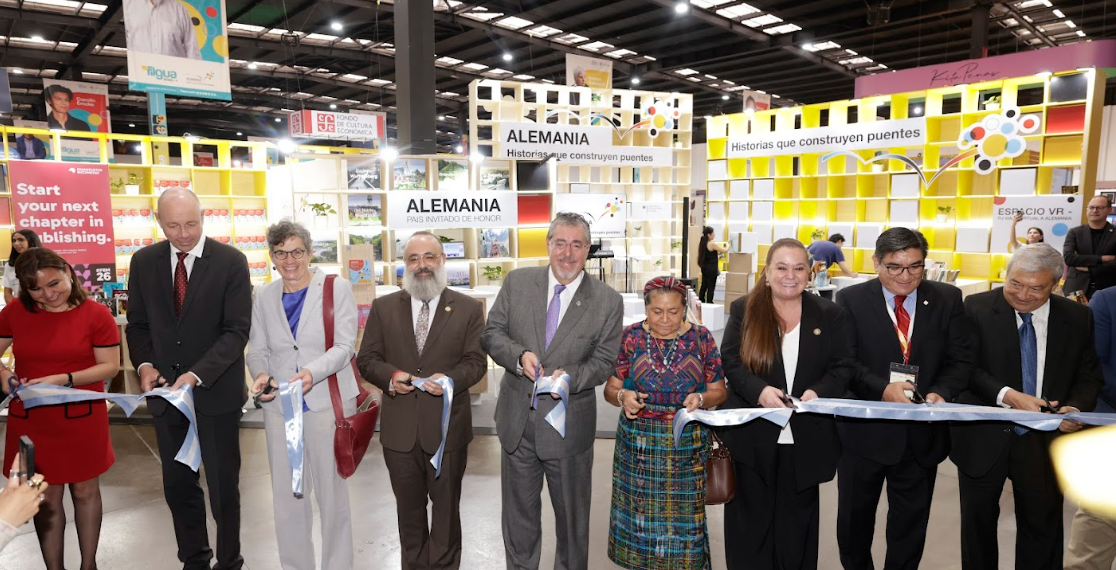 Filgua 2026: Presidente Arévalo reivindica a la literatura como base de la cultura e identidad del país