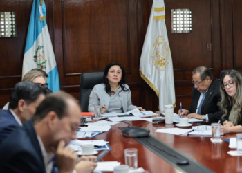 Preparan la próxima evaluación de la calificadora Fitch Ratings