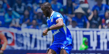 Cruz Azul golea a Comunicaciones en partido amistoso