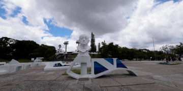Ministerio de Cultura presenta diseño de monumento mortuorio de Miguel Ángel Asturias