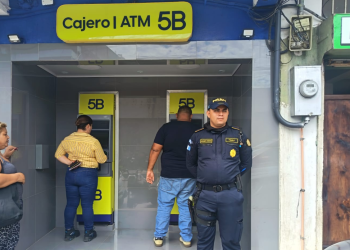 PNC brinda seguridad en cajeros ante el pago de bono 14. / Foto: PNC