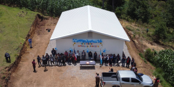 UCEE entrega módulo prefabricado a escuela de Comitancillo, San Marcos./Foto: UCEE.