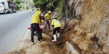 Cierre vial entre San Bartolomé Milpas Altas y Antigua Guatemala./Foto: Covial.