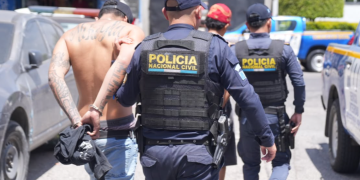 Plan Semáforo Seguro permite la captura de dos motoladrones./Foto: PNC.