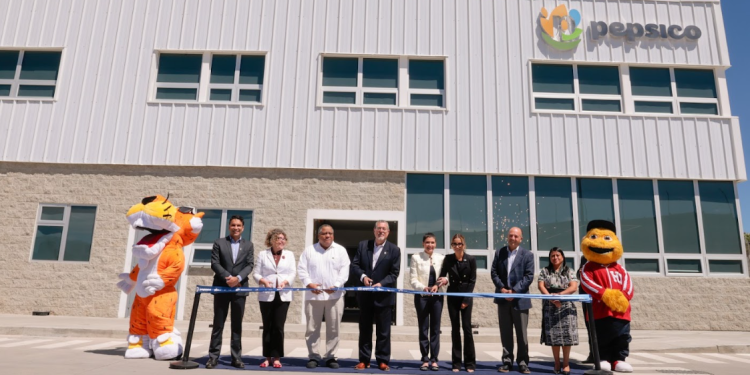 Presidente Arévalo resaltó que el nuevo centro de distribución de PepsiCo simboliza el desarrollo de Quetzaltenango