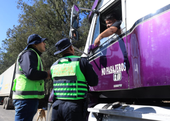PROVIAL orienta a transportistas sobre medidas para fortalecer la seguridad vial