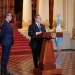 Presidente y ministro de Finanzas en conferencia de prensa. / Foto: Analí Camey