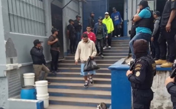 Se desarrollan requisas focalizadas de forma simultánea en los centros de detención Renovación 1, en Escuintla, y El Boquerón, en Cuilapa, Santa Rosa. / Foto: SP